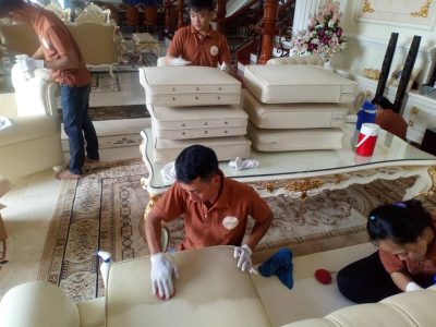 dịch-vụ-vệ-sinh-ghế-da-khách-sạn