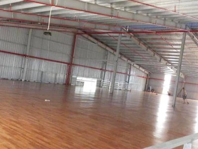 dịch-vụ-đánh-bóng-sàn-nhựa-vinyl-nhà-xưởng